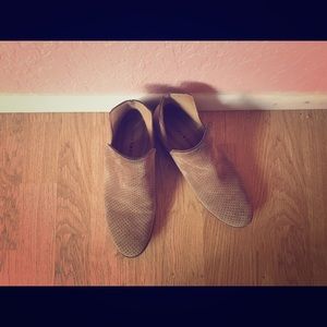 Lucky brand ankle boots